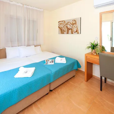 Aurora - 100m From Pernera *