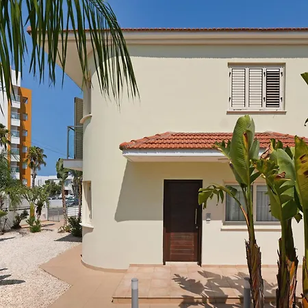 Villa Aurora - 100m From Pernera Protaras
