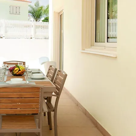 Aurora - 100m From Pernera Villa *